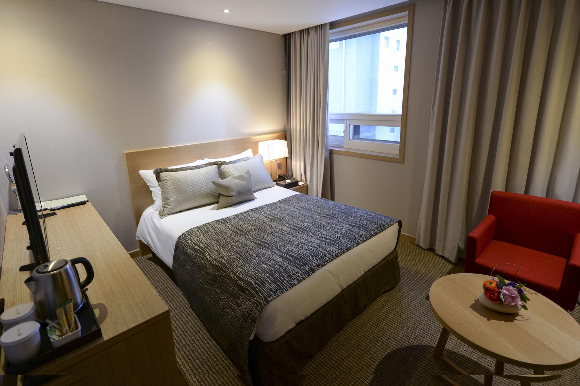 Hotel New Oriental Myeongdong Seoul Exterior photo