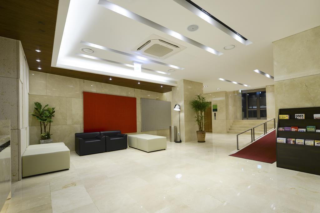 Hotel New Oriental Myeongdong Seoul Exterior photo